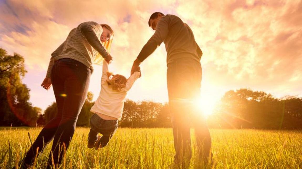 Araştırma: Ebeveyn Sevgisi ve Disiplini, Çocuğun Gelecekte Mutlu ve Başarılı Olmasındaki En Büyük Etken